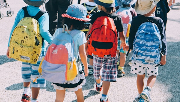 近畿で子育てしやすい街ランキングTOP10——子育て支援が手厚い自治体はどこ？データで比較